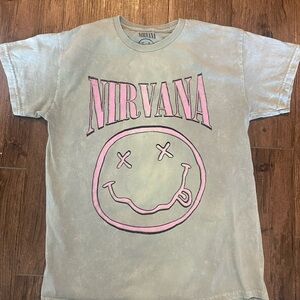 NIRVANA Tee in Gray with Pink Smiley M